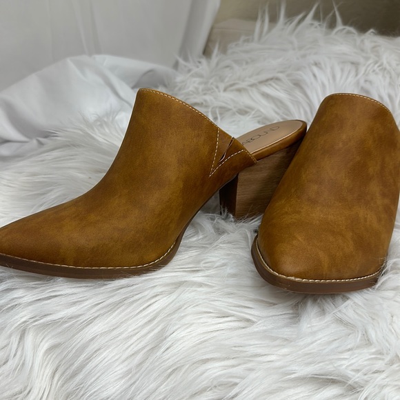 Abound Shoes - Brown mules size 9.5